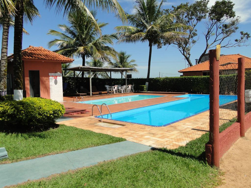 Hotel Pousada Vale Do Sol Em Pompeia Bagian luar foto